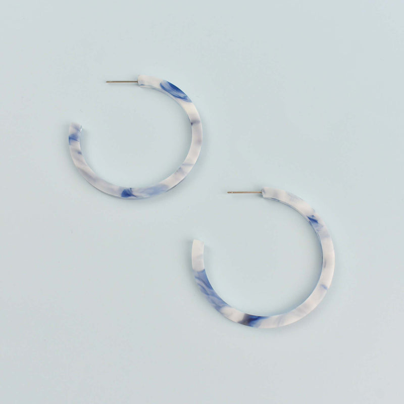 BLUE MARBLE HOOP EARRINGS