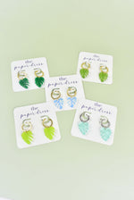 MONSTERA HUGGIE CHARM HOOPS