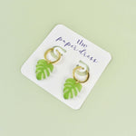 MONSTERA HUGGIE CHARM HOOPS